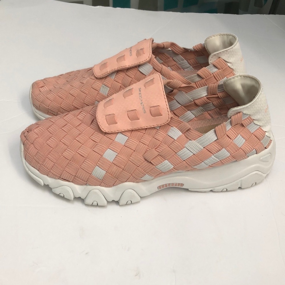 Skechers shoes